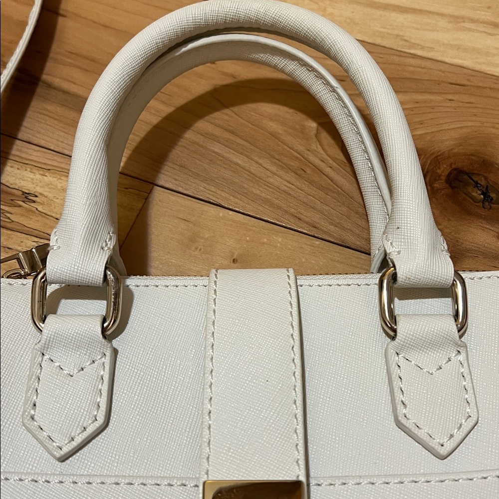 Chic Jack French London Crossbody Bag with Gold Accents - Picture 8 of 17